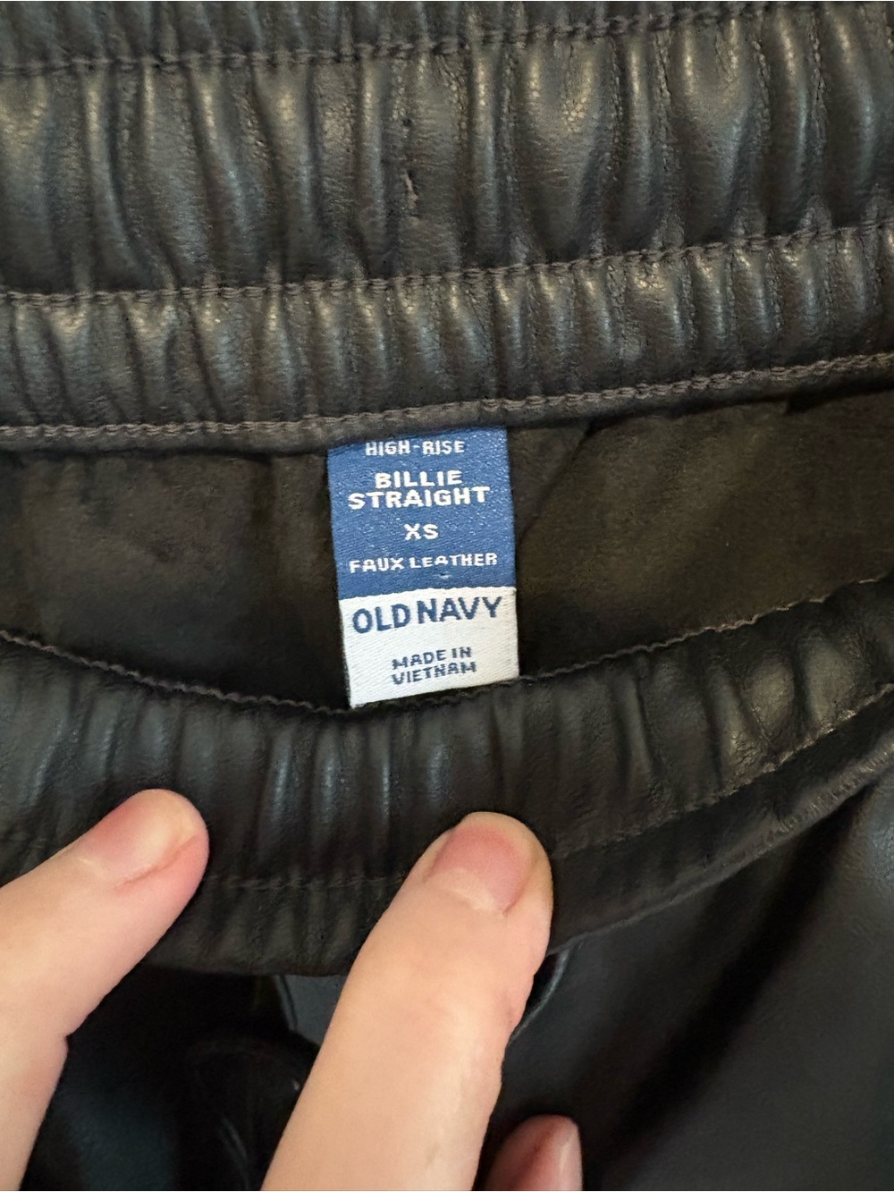 Old Navy Black High-rise BILLIE STRAIGHT Faux Leather Pants - Size XS - Picture 4 of 6